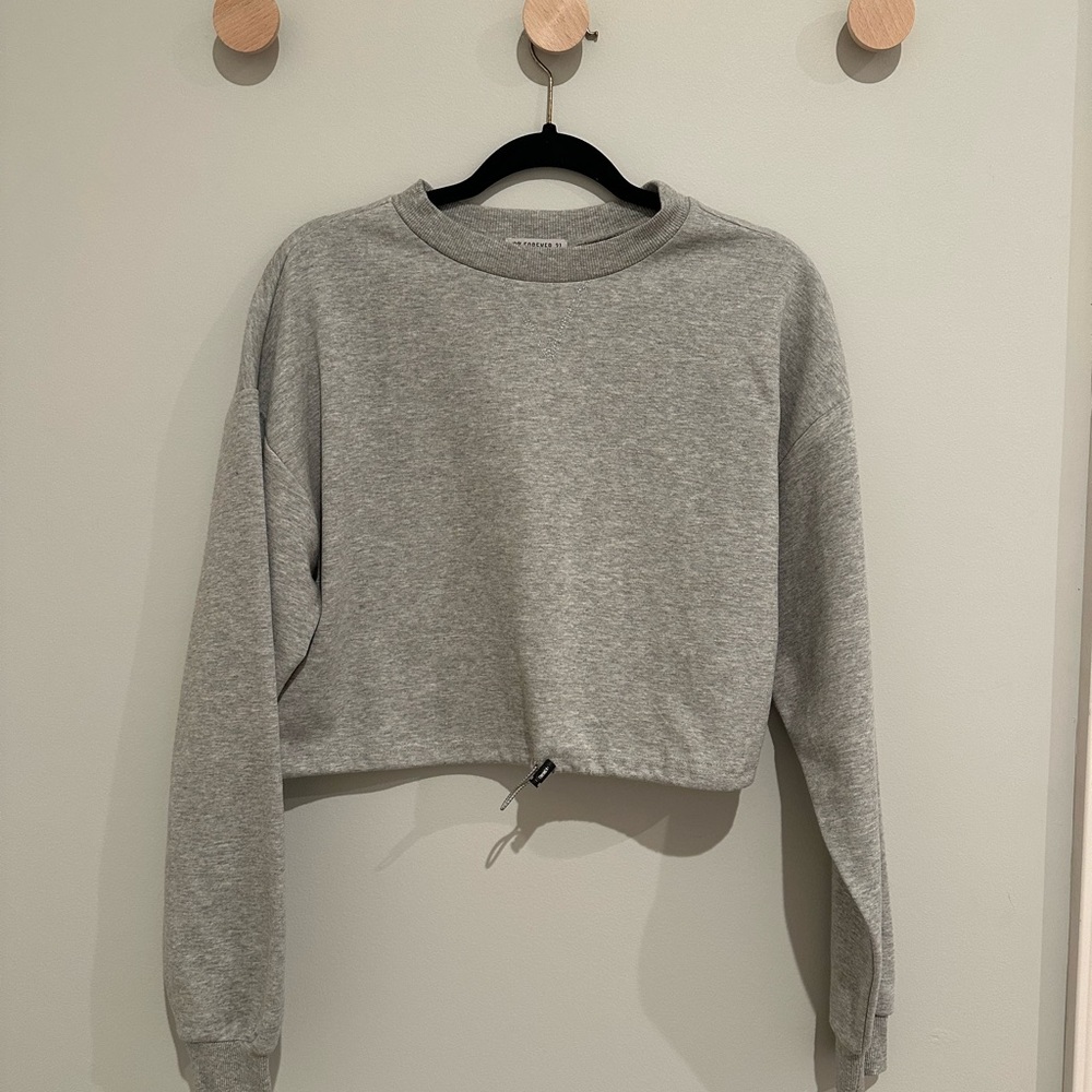 Forever 21 medium grey pullover